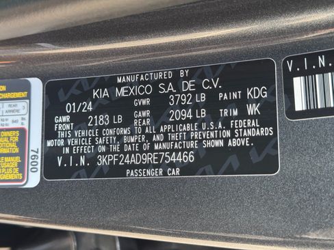 Used 2024 Kia Forte LX FWD image 38