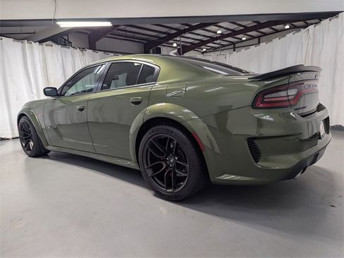 Used 2022 Dodge Charger Scat Pack image 4