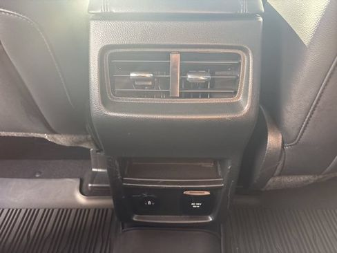 Used 2024 Ford Edge SEL w/ Convenience Package AWD/4WD image 36