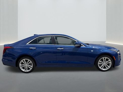 Used 2025 Cadillac CT4 Luxury RWD image 4