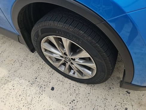 Used 2018 Toyota RAV4 Limited AWD/4WD image 39