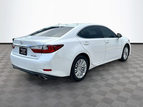 Used 2016 Lexus ES 350 w/ Premium Package w/Wood Trim FWD image 7