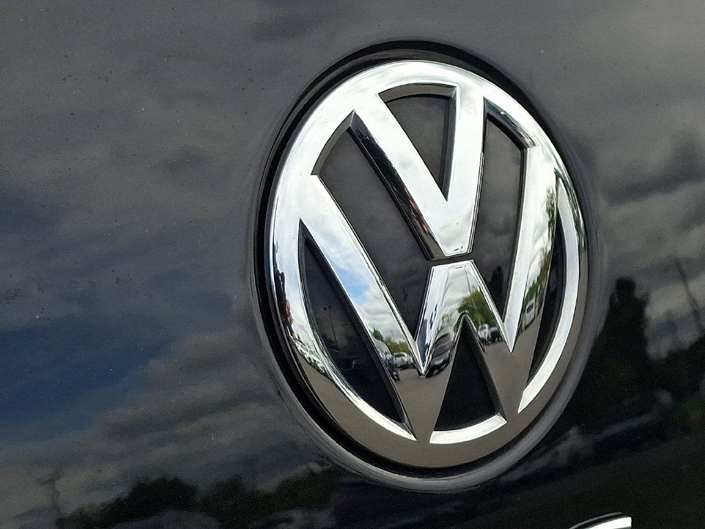 Used 2021 Volkswagen Passat 2.0T R-Line FWD image 31