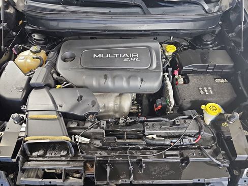 Used 2016 Jeep Cherokee Limited AWD/4WD image 36