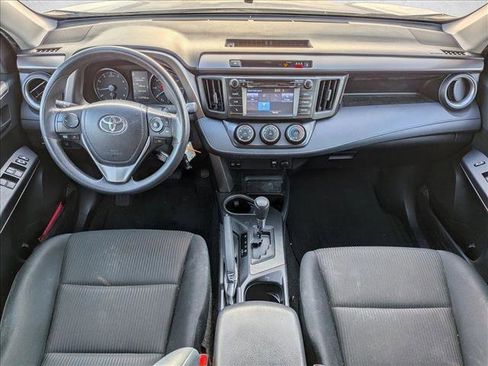 Used 2018 Toyota RAV4 LE w/ Carpet Mat Package image 16