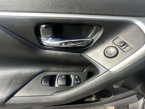 Used 2017 Nissan Altima 2.5 S w/ Power Driver Seat Package image 15