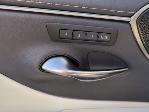 Used 2022 Lexus ES 350 F Sport image 14