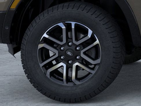 New 2025 Ford Ranger Lariat w/ Convenience Package image 19