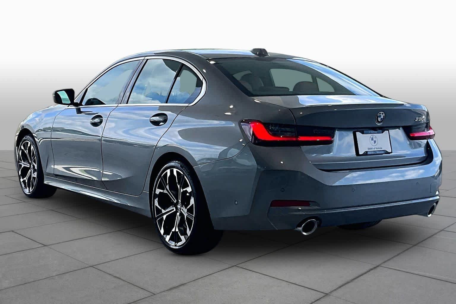 Used 2026 BMW 330i Sedan RWD image 11