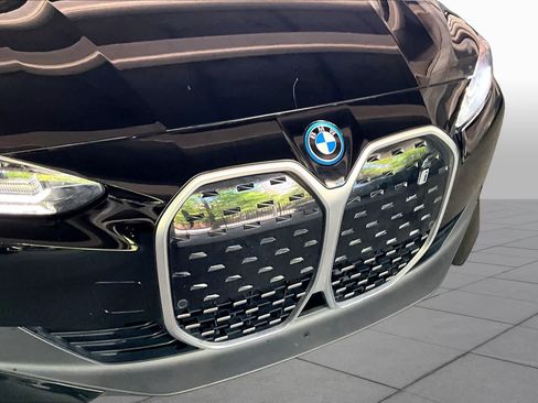 Used 2023 BMW i4 eDrive40 RWD image 29