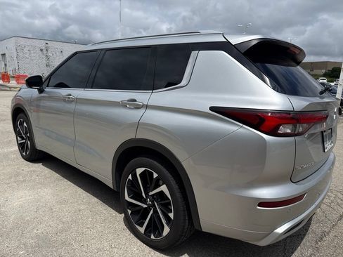 Used 2023 Mitsubishi Outlander SEL AWD/4WD image 8