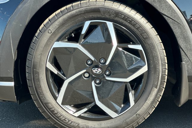 Used 2024 Hyundai Ioniq 5 SEL RWD image 33
