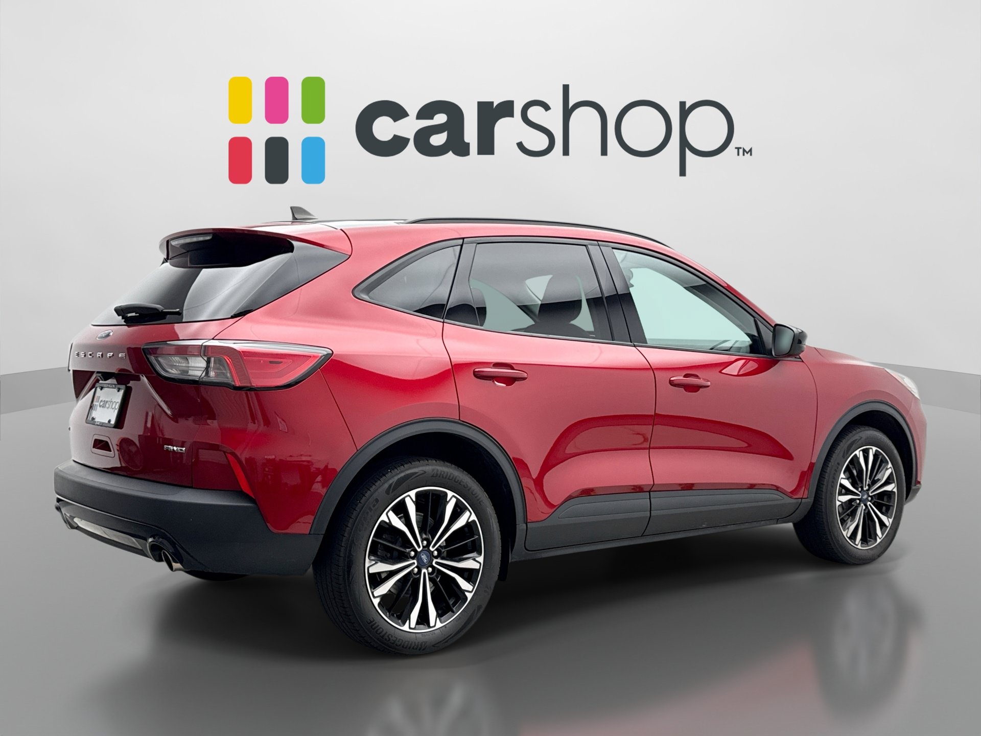 Used 2022 Ford Escape SE w/ SE Sport Appearance Package AWD/4WD image 5