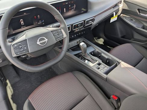 New 2026 Nissan Sentra SR w/ Floor Mat Package FWD image 11