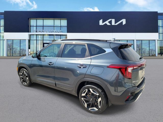 Certified 2024 Kia Seltos SX w/ SX Sunroof Package AWD/4WD image 2