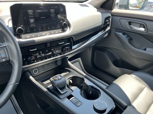 Used 2022 Nissan Rogue SL w/ SL Premium Package AWD/4WD image 28