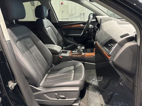 Used 2021 Audi Q5 2.0T Premium image 35