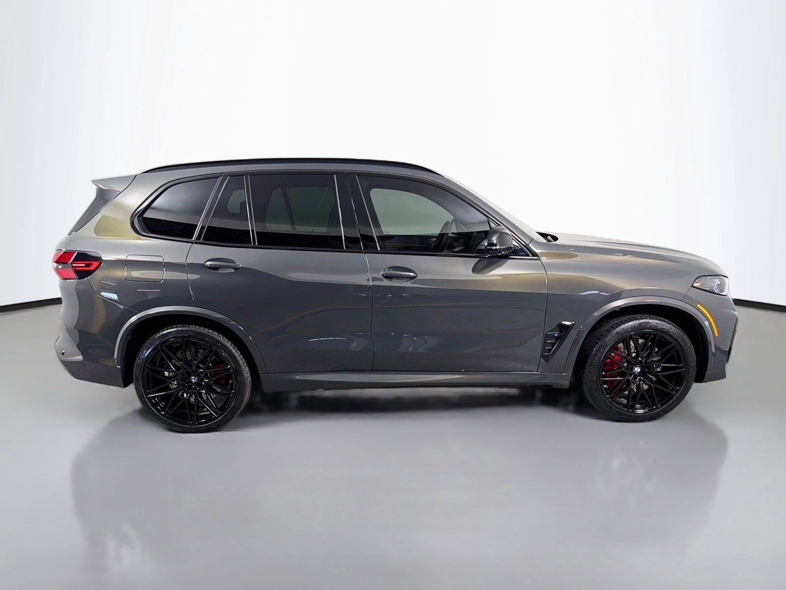 New 2026 BMW X5 M Competition w/ Executive Package AWD/4WD image 4