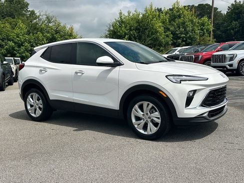 New 2026 Buick Encore GX Preferred w/ Comfort Package FWD image 4