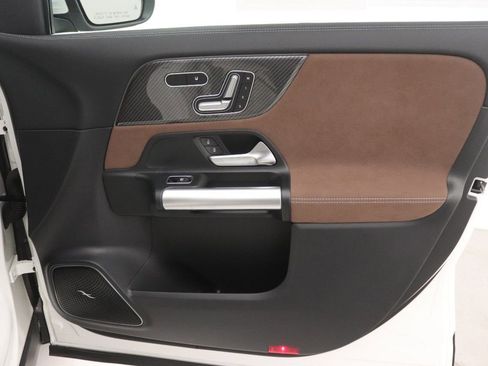 Certified 2025 Mercedes-Benz GLA 35 AMG 4MATIC image 24