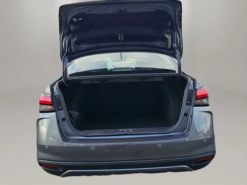 Used 2025 Nissan Versa S w/ Trunk Package FWD image 27