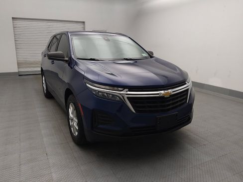 Used 2022 Chevrolet Equinox LS AWD/4WD image 14