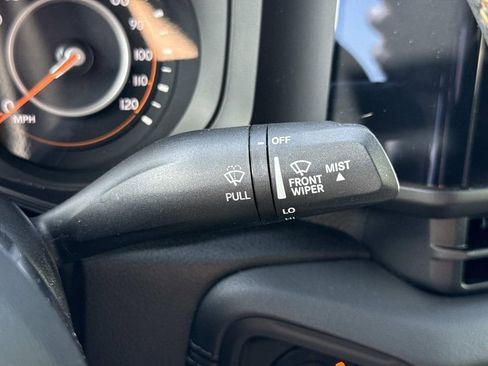 Used 2024 Jeep Wrangler Unlimited Sahara AWD/4WD image 11
