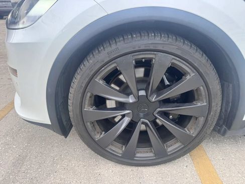 Used 2022 Tesla Model X AWD/4WD image 7