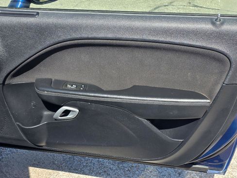 Used 2015 Dodge Challenger SXT RWD image 24