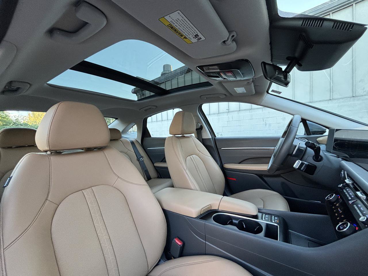 Used 2024 Hyundai Sonata Limited FWD image 4