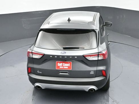 Used 2022 Ford Escape S image 42