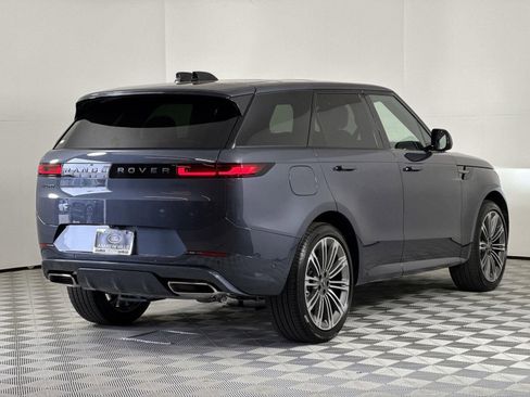 New 2025 Land Rover Range Rover Sport Dynamic SE image 5