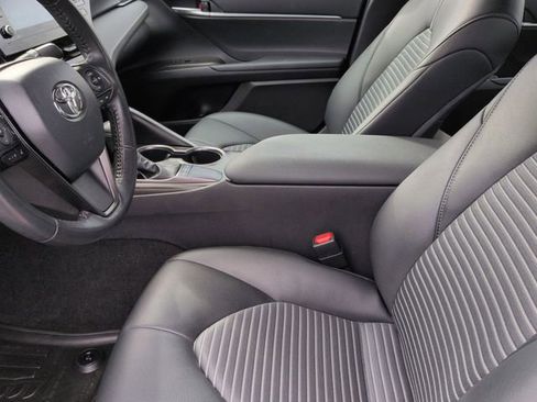 Used 2024 Toyota Camry SE w/ Convenience Package image 16
