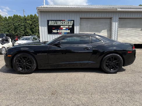 Used 2014 Chevrolet Camaro LS RWD image 2