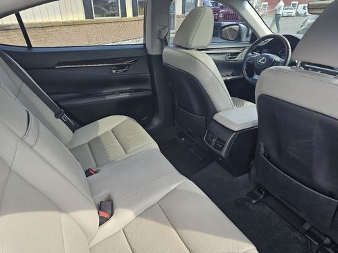Used 2018 Lexus ES 350 w/ Premier Package FWD image 29