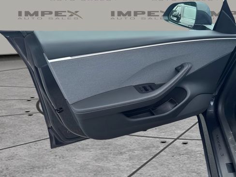 Used 2025 Tesla Model 3 Long Range RWD image 18
