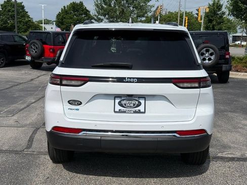 Used 2023 Jeep Grand Cherokee 4WD 4xe image 4