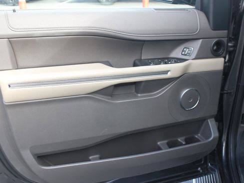 Used 2019 Ford Expedition XLT w/ Equipment Group 202A image 13