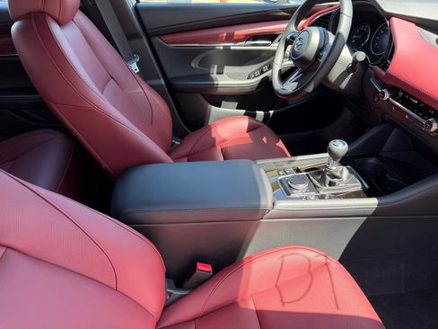 New 2026 MAZDA MAZDA3 2.5 S Hatchback w/ Premium Pkg FWD image 11