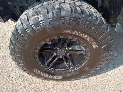 Used 2021 Jeep Wrangler Unlimited Rubicon image 7