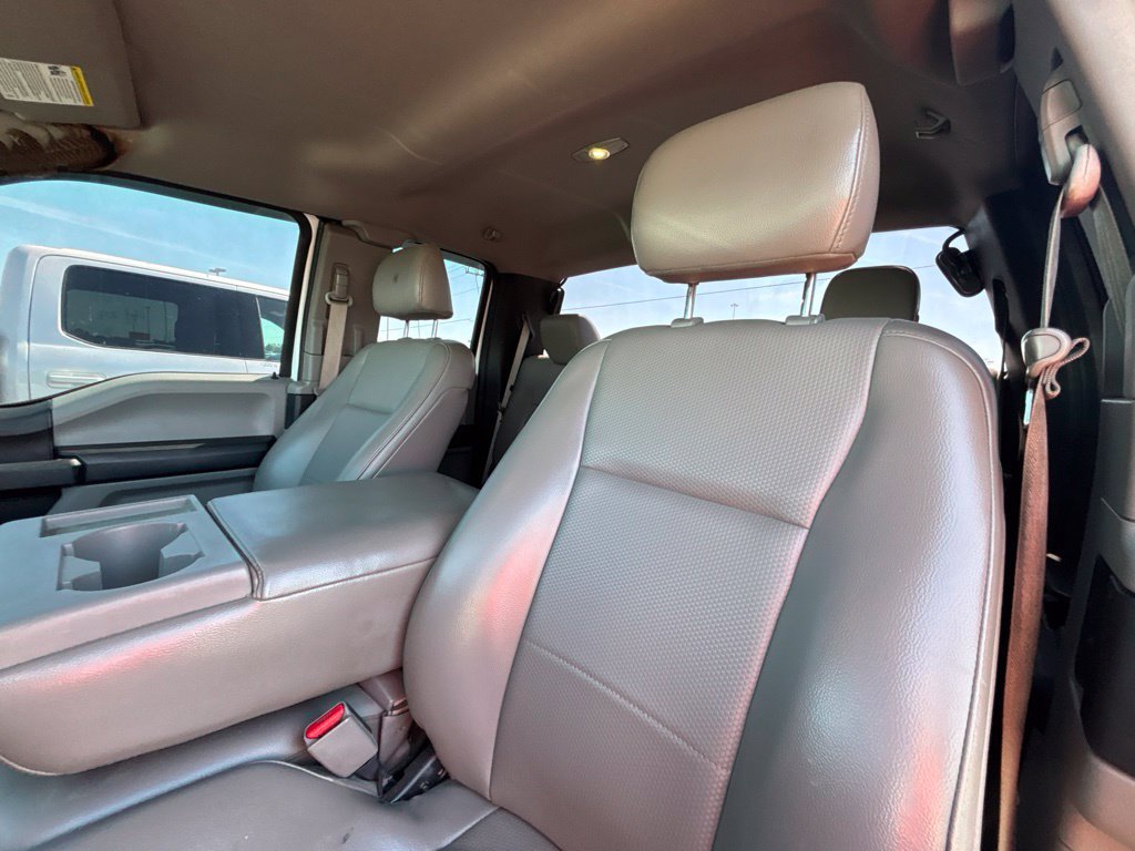 Used 2015 Ford F150 XL w/ Equipment Group 101A Mid AWD/4WD image 4