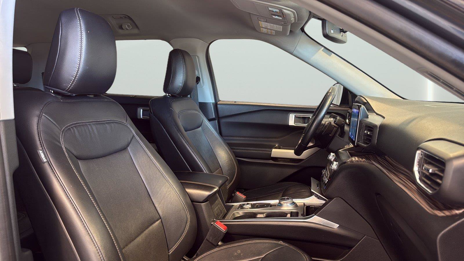 Certified 2020 Ford Explorer Limited AWD/4WD image 14