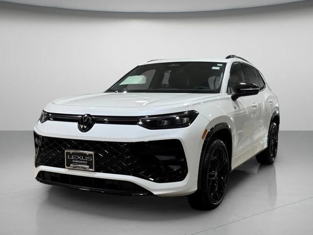 Used 2026 Volkswagen Tiguan SE R-Line AWD/4WD image 8