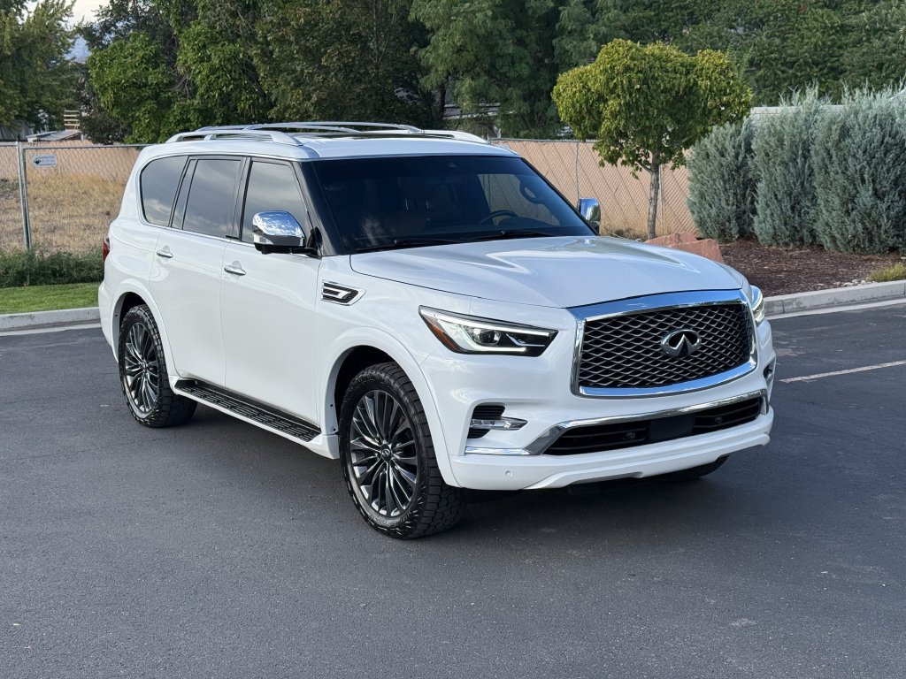 Used 2024 INFINITI QX80 Sensory w/ Cargo Package AWD/4WD image 2