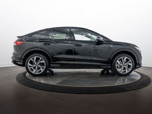 Certified 2023 Audi Q4 e-tron Premium Plus w/ Premium Plus AWD/4WD image 3