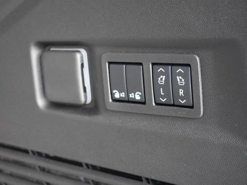 New 2025 Chevrolet Tahoe Premier image 25