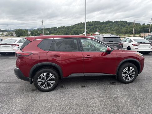 Used 2023 Nissan Rogue SV AWD/4WD image 4