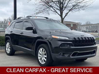 Used 2017 Jeep Cherokee Limited w/ Technology Group
