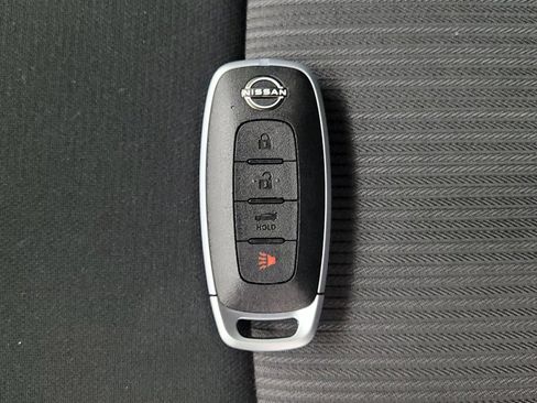 Used 2023 Nissan Sentra SV FWD image 32