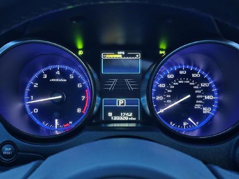 Used 2017 Subaru Outback 3.6R Limited image 37